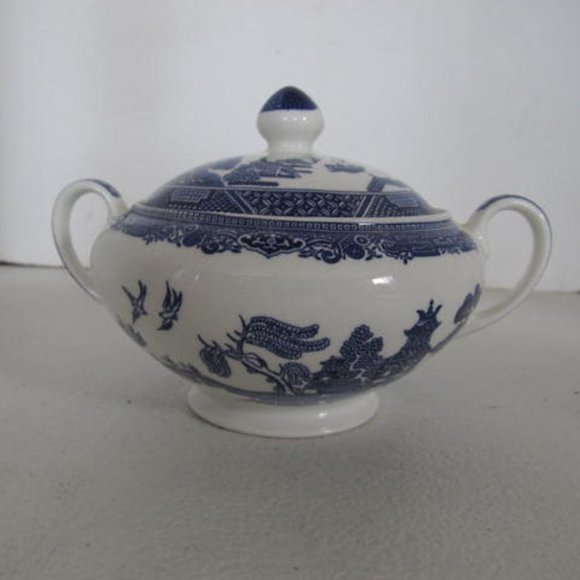 Blue Willow Sugar Bowl With Lid Cobalt Blue White Sugar Bowl England Blue china - Picture 3 of 7